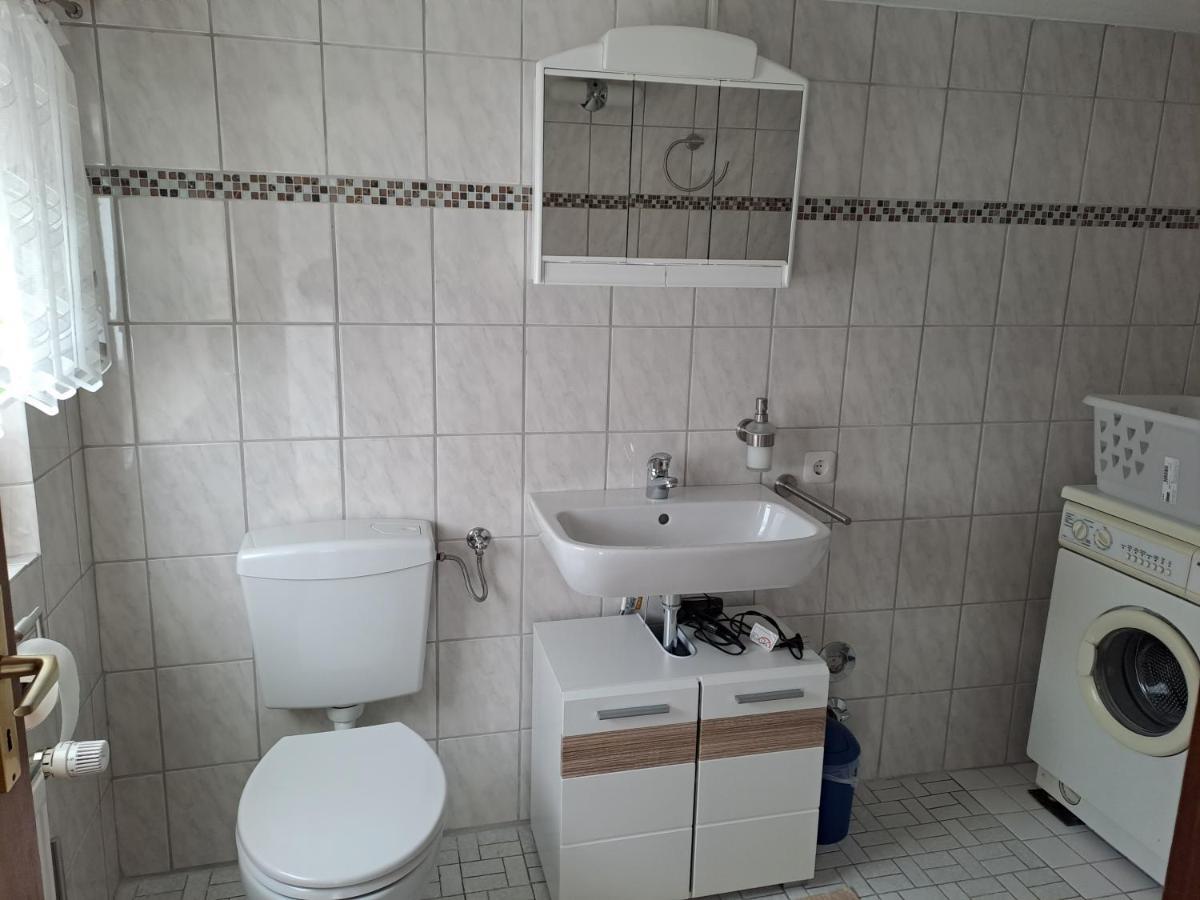 Ochmanns Ferienwohnung Meschede Esterno foto