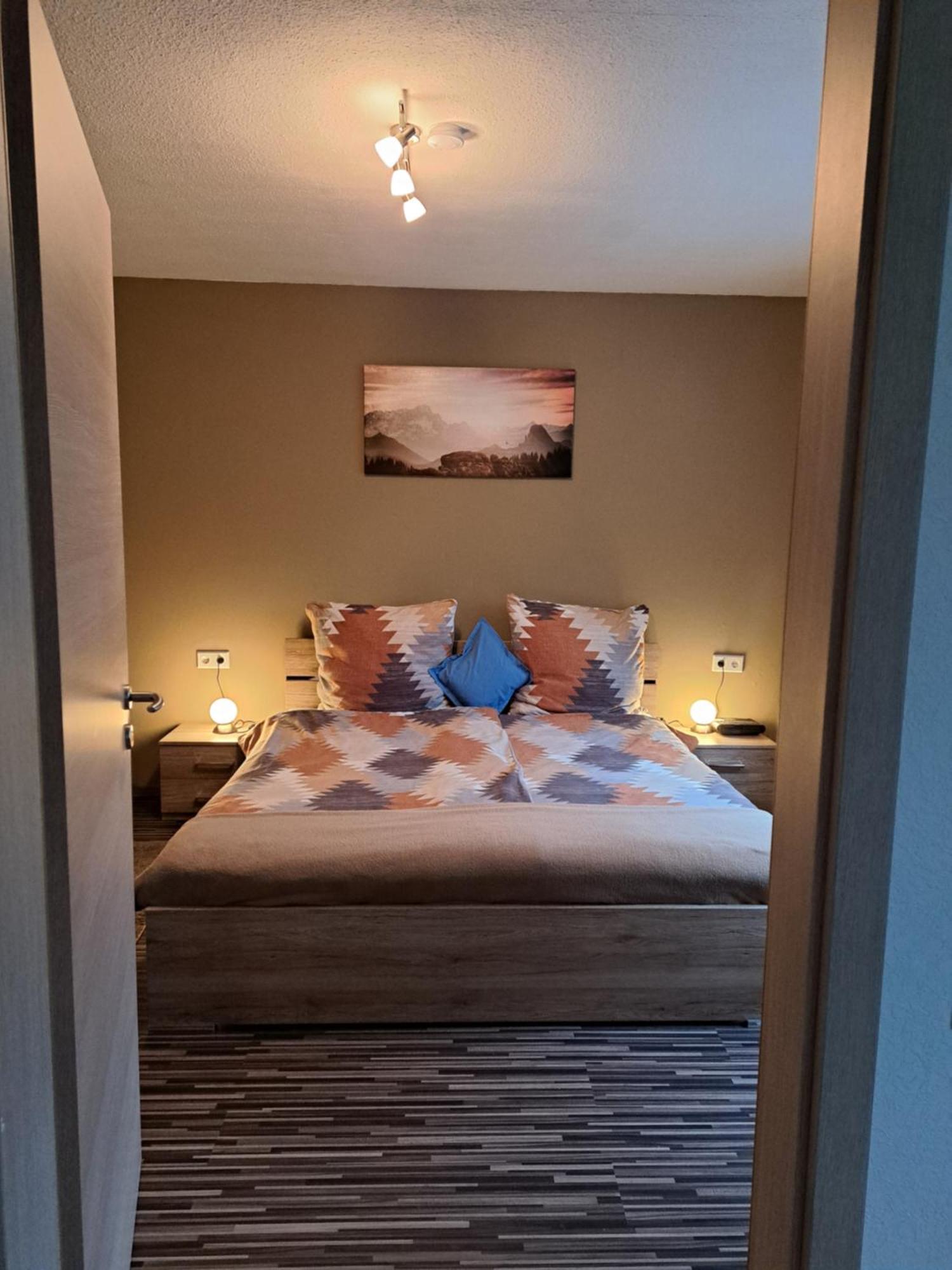 Ochmanns Ferienwohnung Meschede Esterno foto